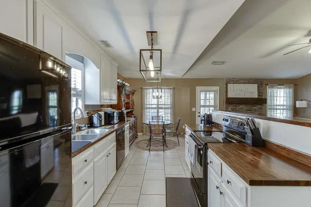 $300,000 | 845 Ashley Court, Monroe, GA 30655