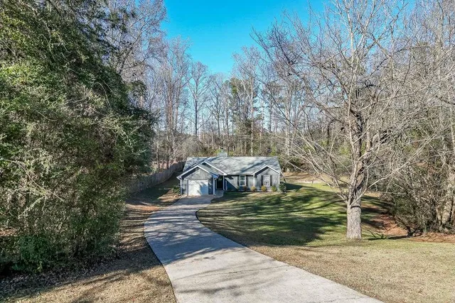 $300,000 | 845 Ashley Court, Monroe, GA 30655