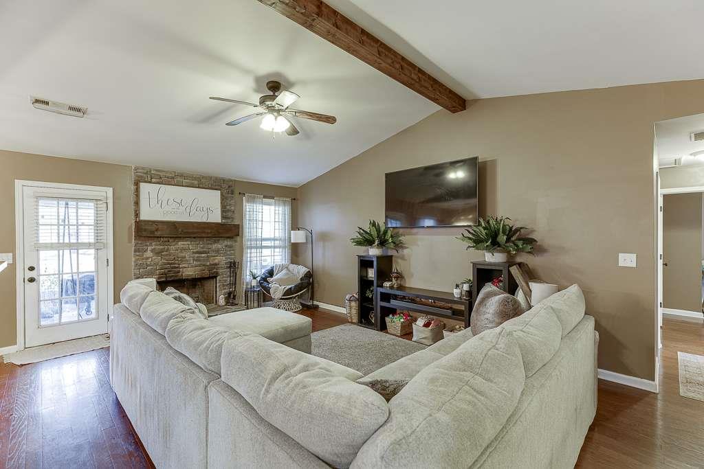 845 Ashley Court Monroe, GA 30655 - Photo 3 of 35