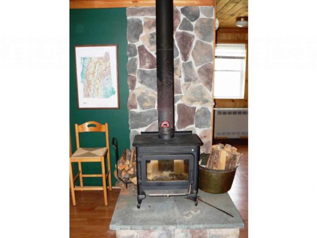 774 Hollow Road Stewartstown, NH 03576 - Photo 6 of 21 Gallery Image 6