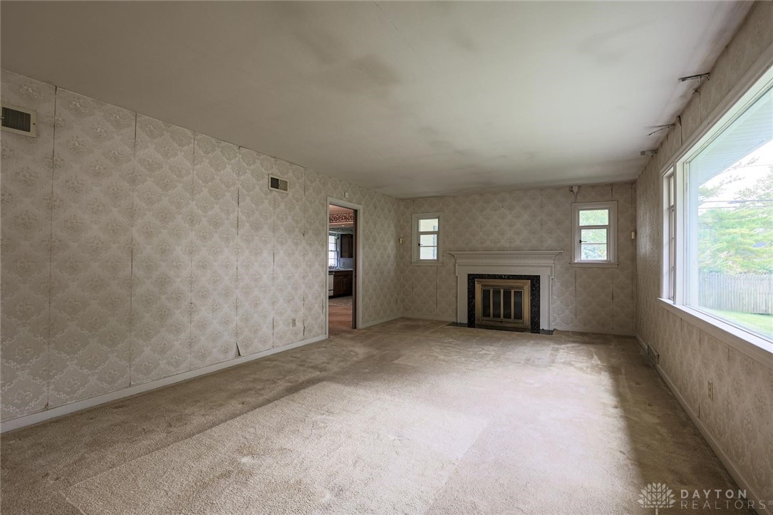 2004 Pembrook Road Springfield, OH 45504 - Photo 4 of 21 Gallery Image 4