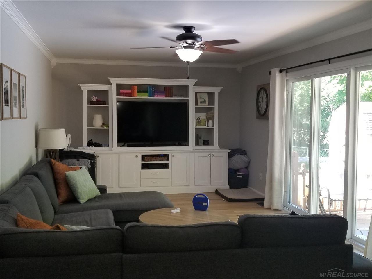 3353 Vincent Road North Street, MI 48049 - Photo 19 of 56 family room