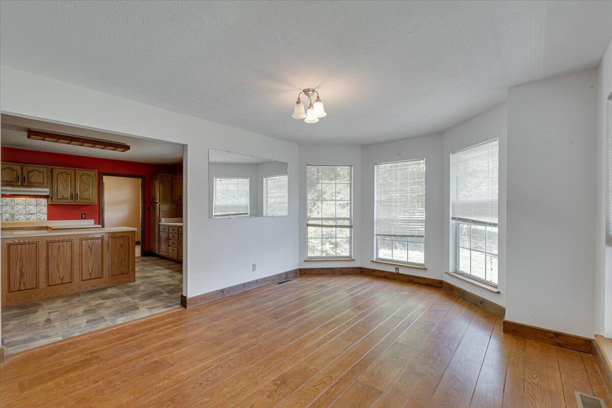11023 Harbor Road Soddy Daisy, TN 37379 - Photo 16 of 54 08-11023 Harbor Rd N-8