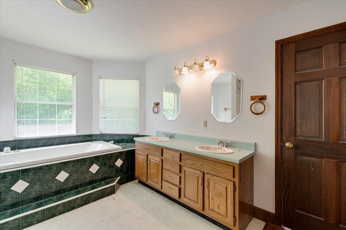11023 Harbor Road Soddy Daisy, TN 37379 - Photo 31 of 54 24-11023 Harbor Rd N-24