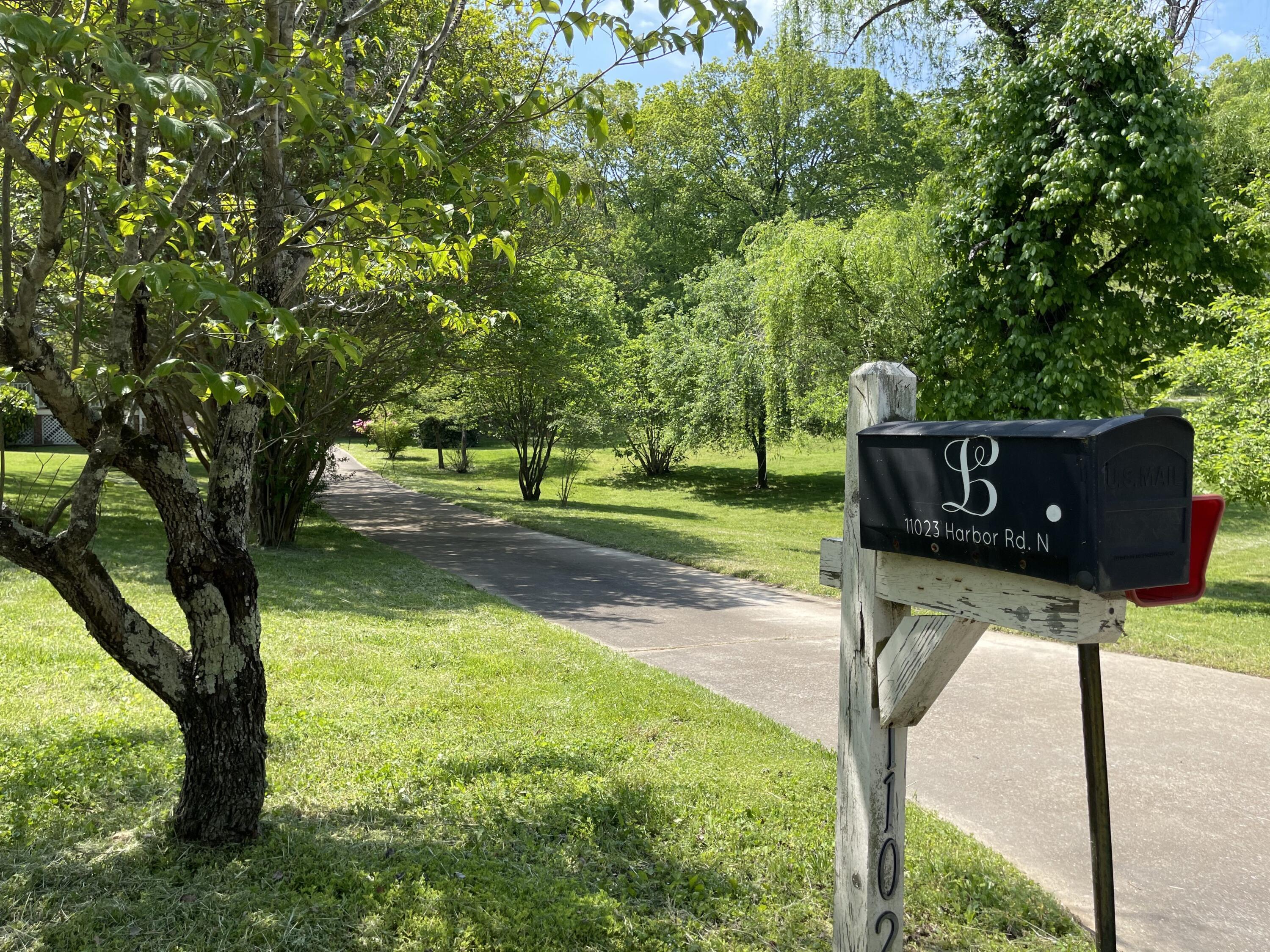 11023 Harbor Road Soddy Daisy, TN 37379 - Photo 10 of 54 Level Driveway