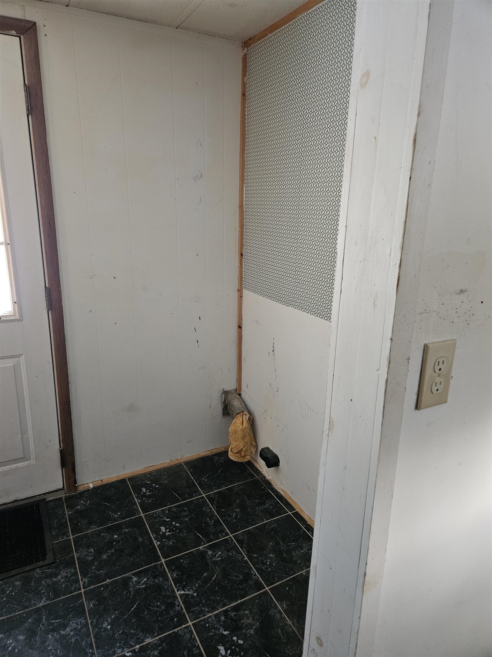 4 Dunn Avenue Campton, NH 03223 - Photo 14 of 20