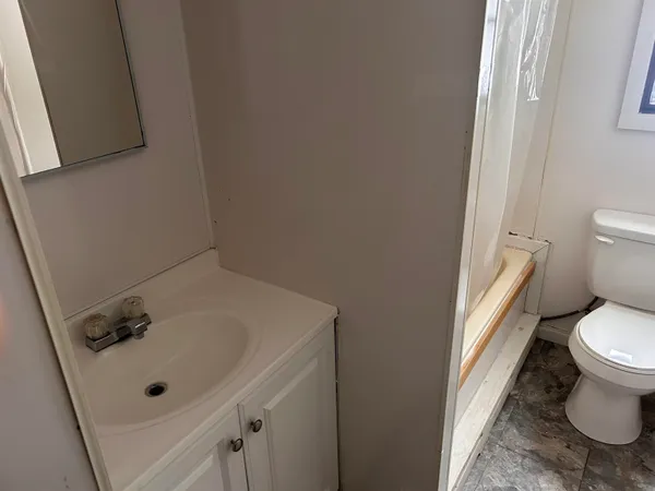 $1,400 | 4 Dunn Avenue, Campton, NH 03223