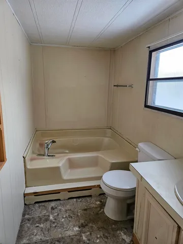 $1,400 | 4 Dunn Avenue, Campton, NH 03223