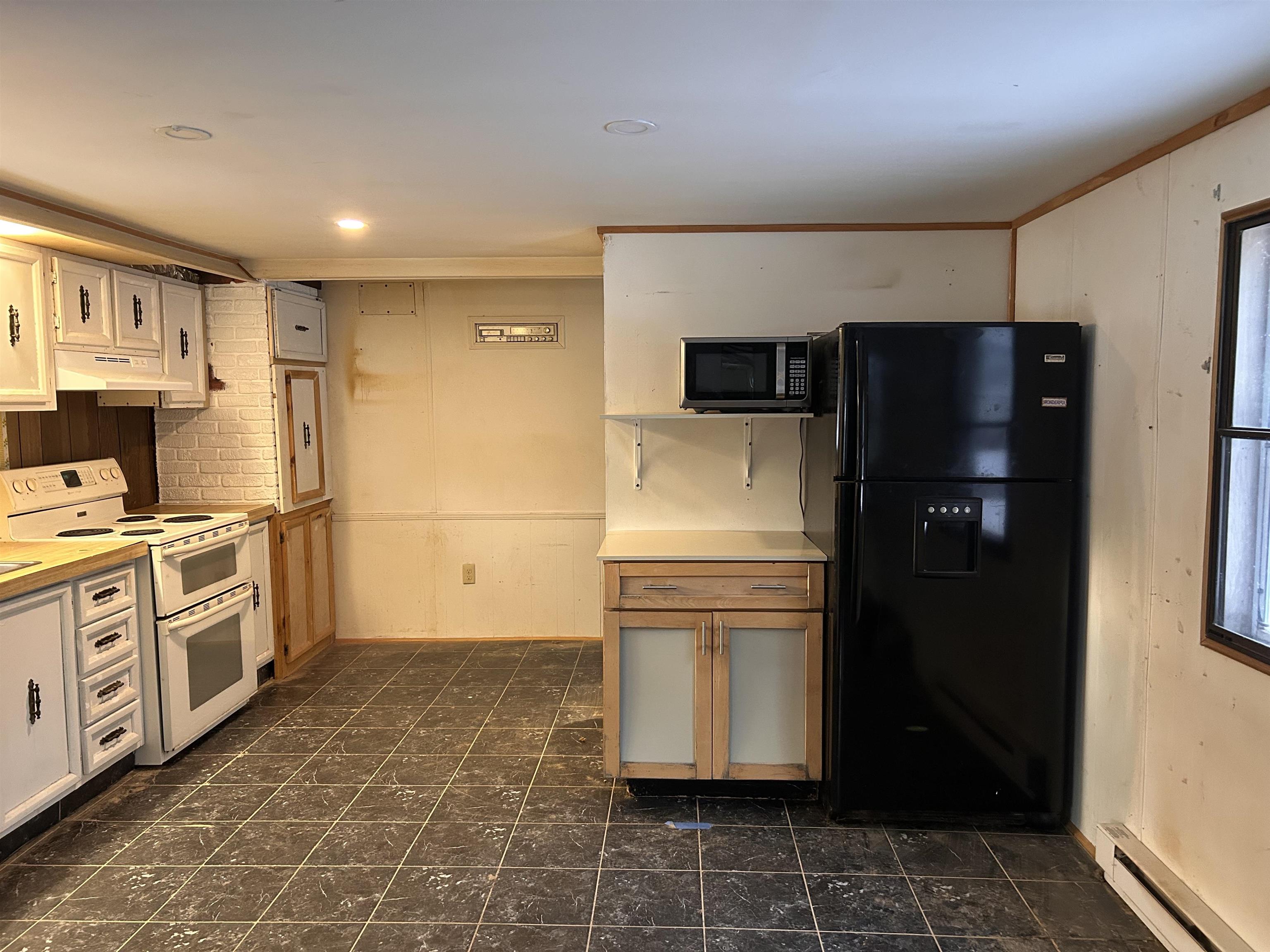 4 Dunn Avenue Campton, NH 03223 - Photo 2 of 20