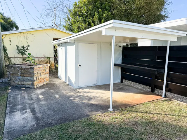 $469,900 | 2313 Wabasso Drive, West Palm Beach, FL 33409