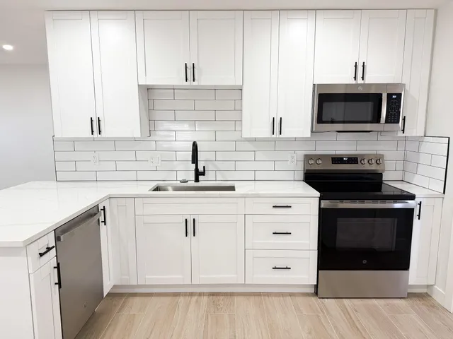 $469,900 | 2313 Wabasso Drive, West Palm Beach, FL 33409