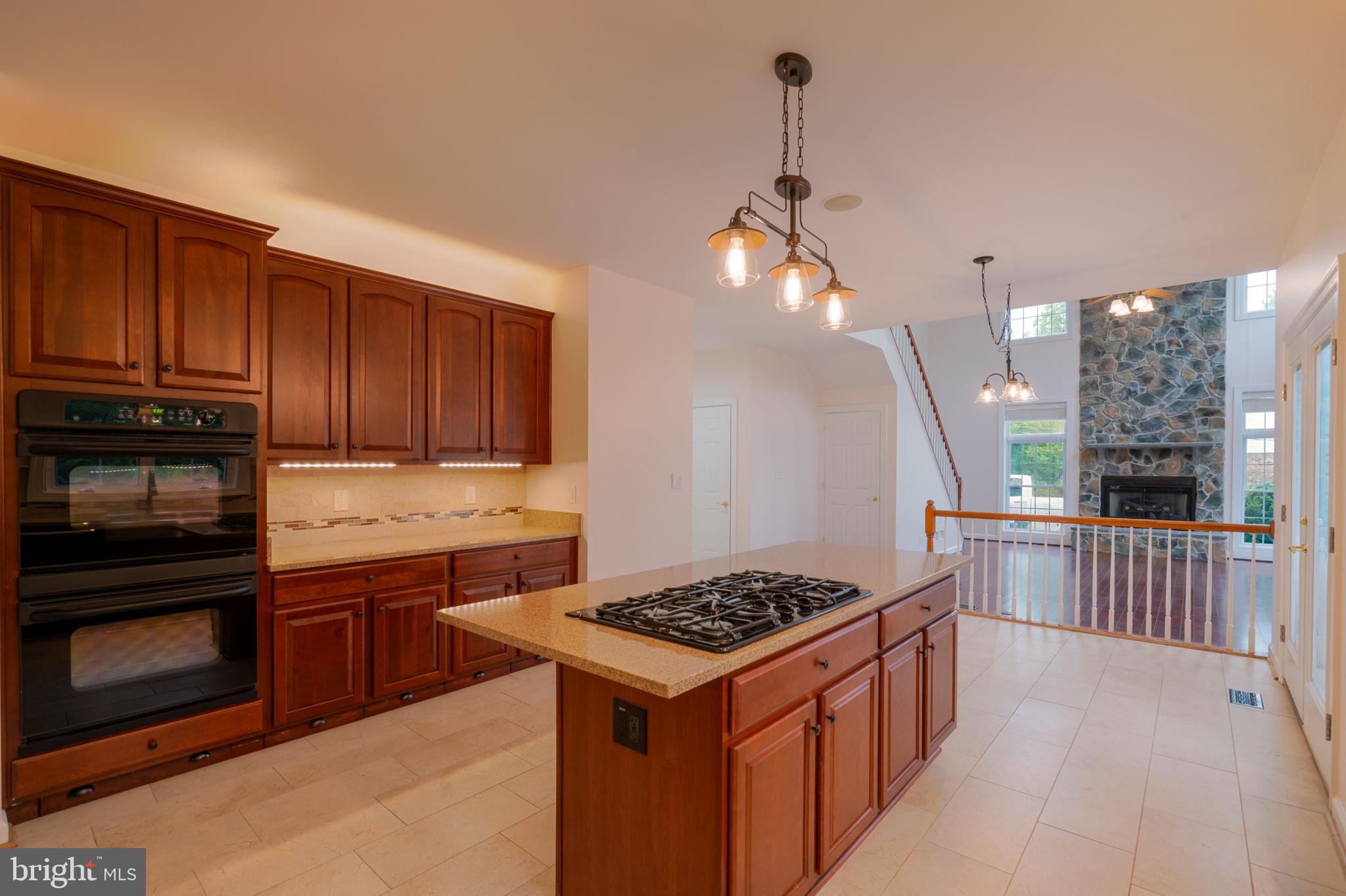 8038 Holland Road Alexandria, VA 22306 - Photo 12 of 62 Gallery Image 12