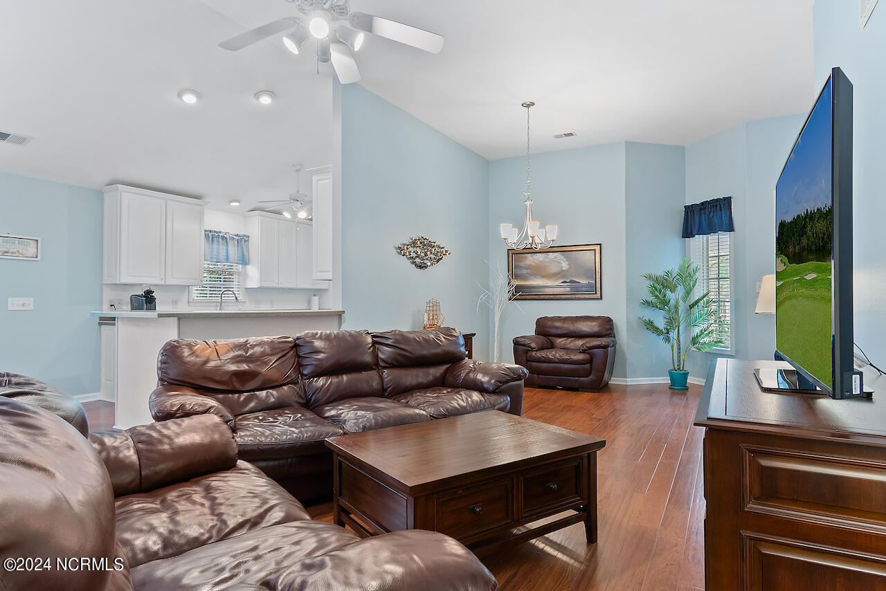 505 Planter's Ridge Drive Sunset Beach, NC 28468 - Photo 12 of 47 Great Room