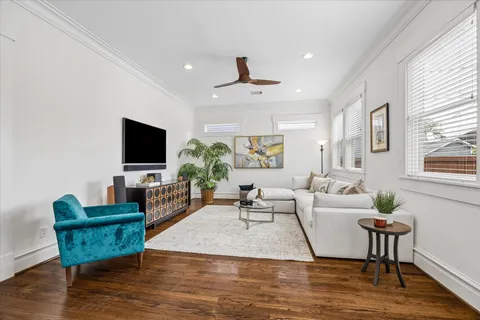 $1,649,000 | 306 East 5th Street, Houston, TX 77007