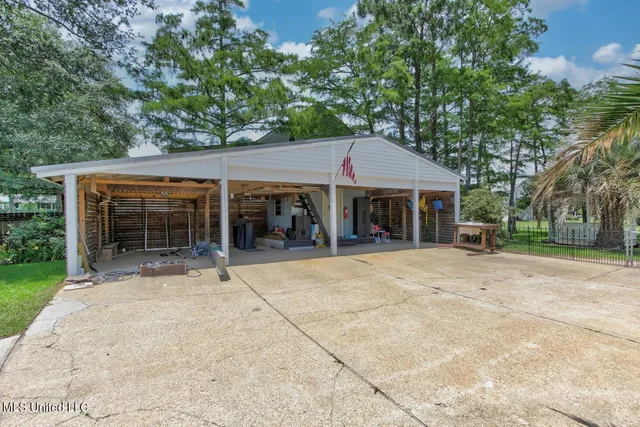 $724,000 | 6085 Shawnee Street, Kiln, MS 39556