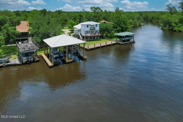 $695,000 | 6085 Shawnee Street, Kiln, MS 39556