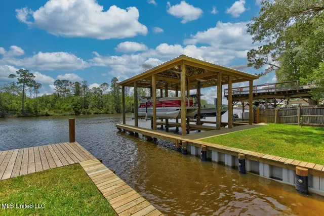 $724,000 | 6085 Shawnee Street, Kiln, MS 39556