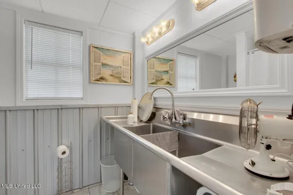 $695,000 | 6085 Shawnee Street, Kiln, MS 39556