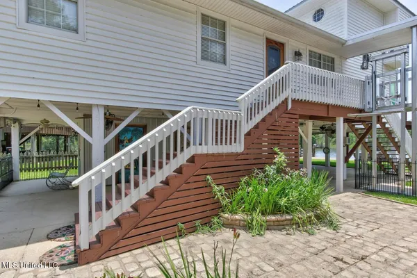 $695,000 | 6085 Shawnee Street, Kiln, MS 39556