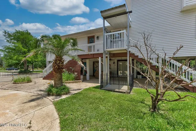 $724,000 | 6085 Shawnee Street, Kiln, MS 39556