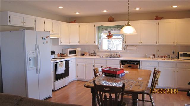 209 Riverlake Road Fair Play, SC 29643 - Photo 3 of 13 Gallery Image 3