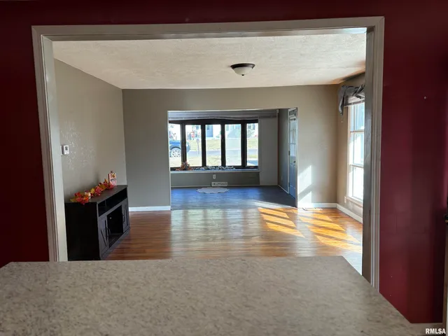 $109,900 | 117 Walnut Street, North Pekin, IL 61554