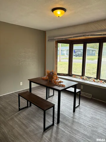 $109,900 | 117 Walnut Street, North Pekin, IL 61554