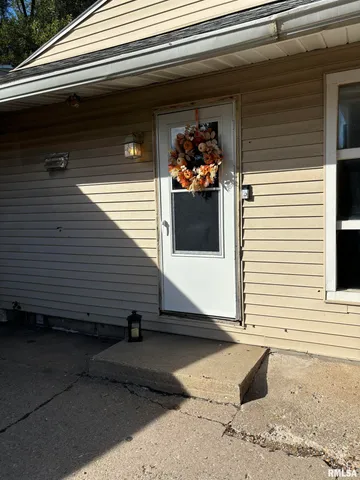 $109,900 | 117 Walnut Street, North Pekin, IL 61554
