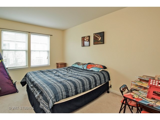 2806 Falling Waters Lane, Unit 2806 Lindenhurst, IL 60046 - Photo 6 of 10