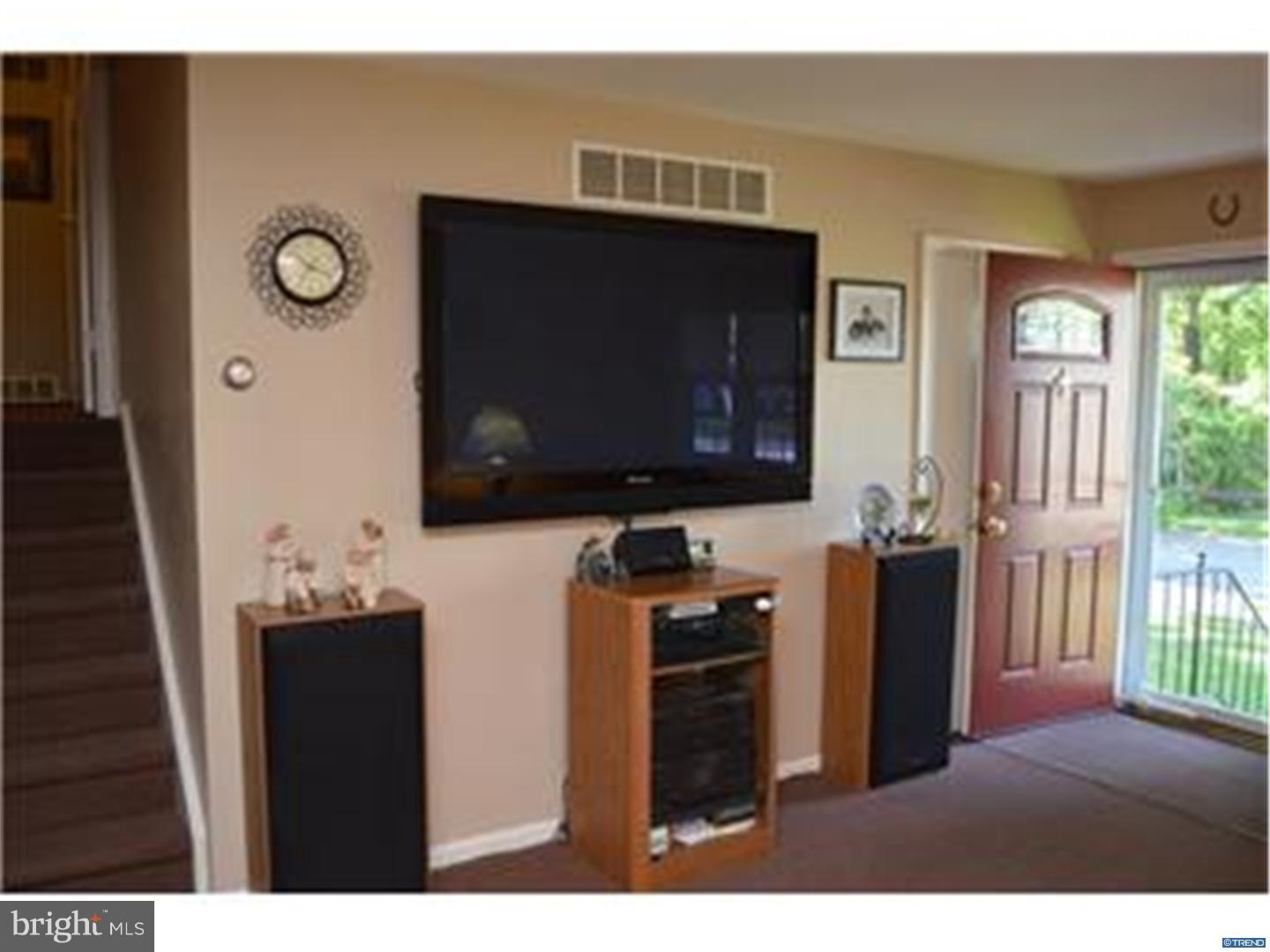 1301 Greenleaf Road Wilmington, DE 19805 - Photo 3 of 25 Gallery Image 3