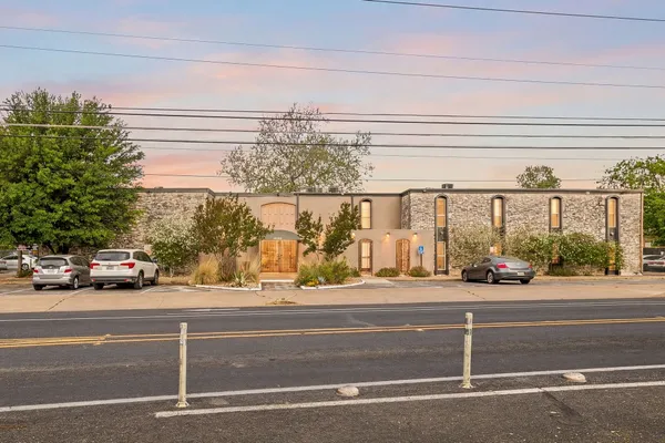 $180,000 | 5820 Berkman Drive, Unit 119, Austin, TX 78723