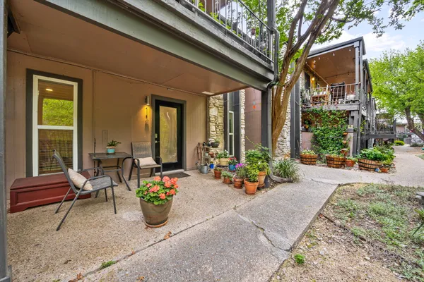 $180,000 | 5820 Berkman Drive, Unit 119, Austin, TX 78723