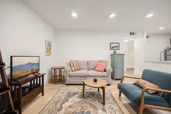 $180,000 | 5820 Berkman Drive, Unit 119, Austin, TX 78723