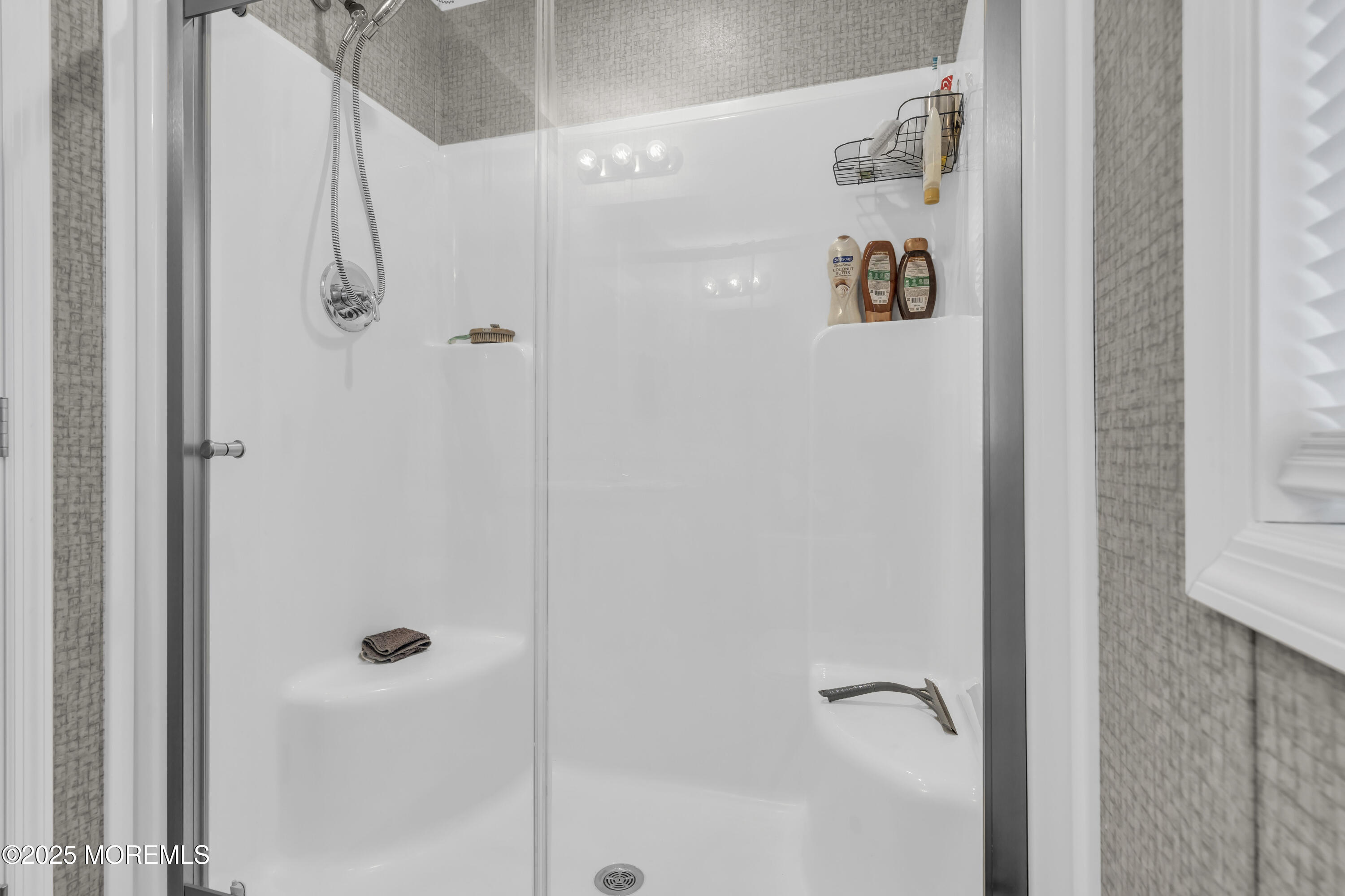 6 Rabbit Court Whiting, NJ 08759 - Photo 21 of 29 009_dsc00339_347