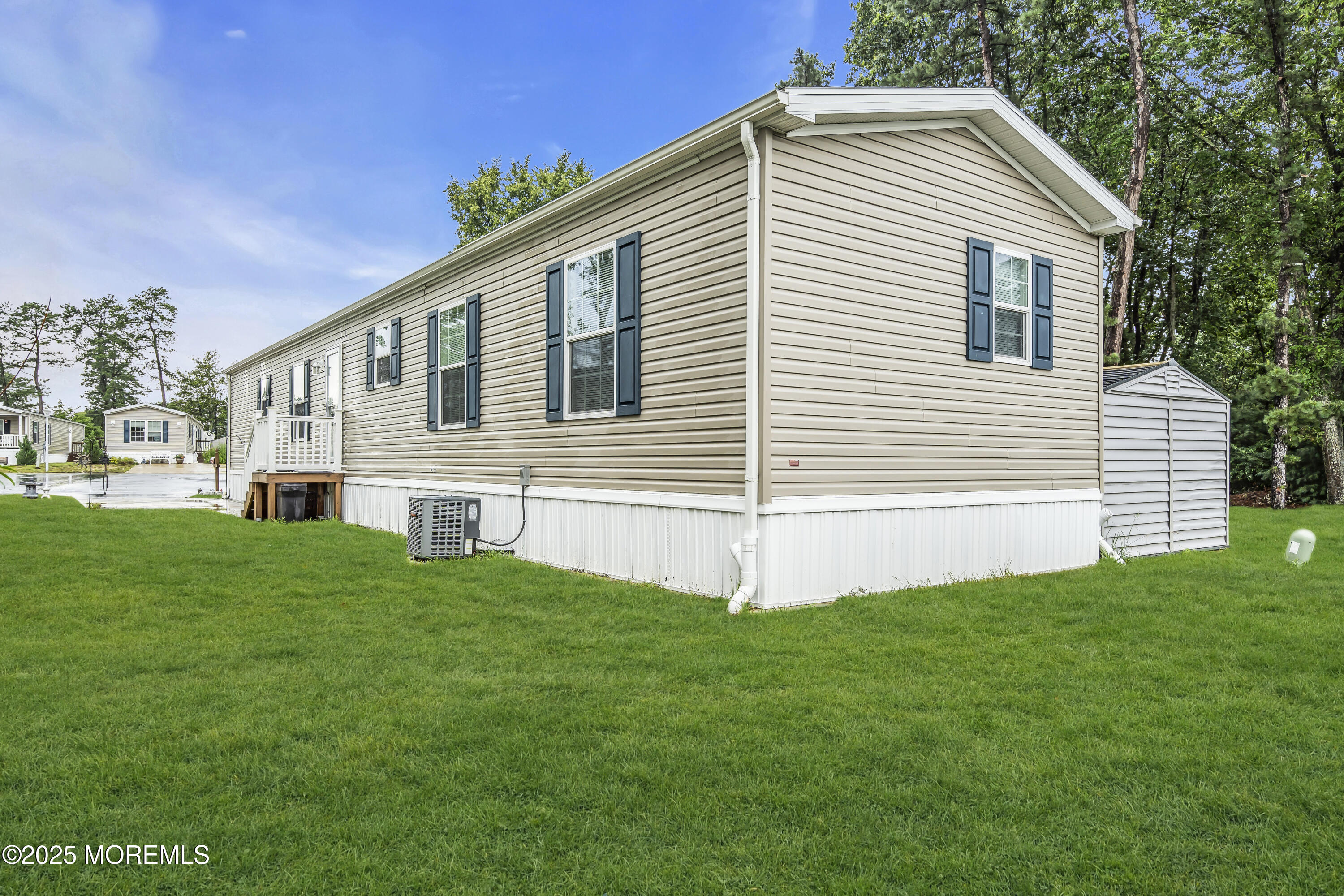 6 Rabbit Court Whiting, NJ 08759 - Photo 8 of 29 025_dsc00294-1_301
