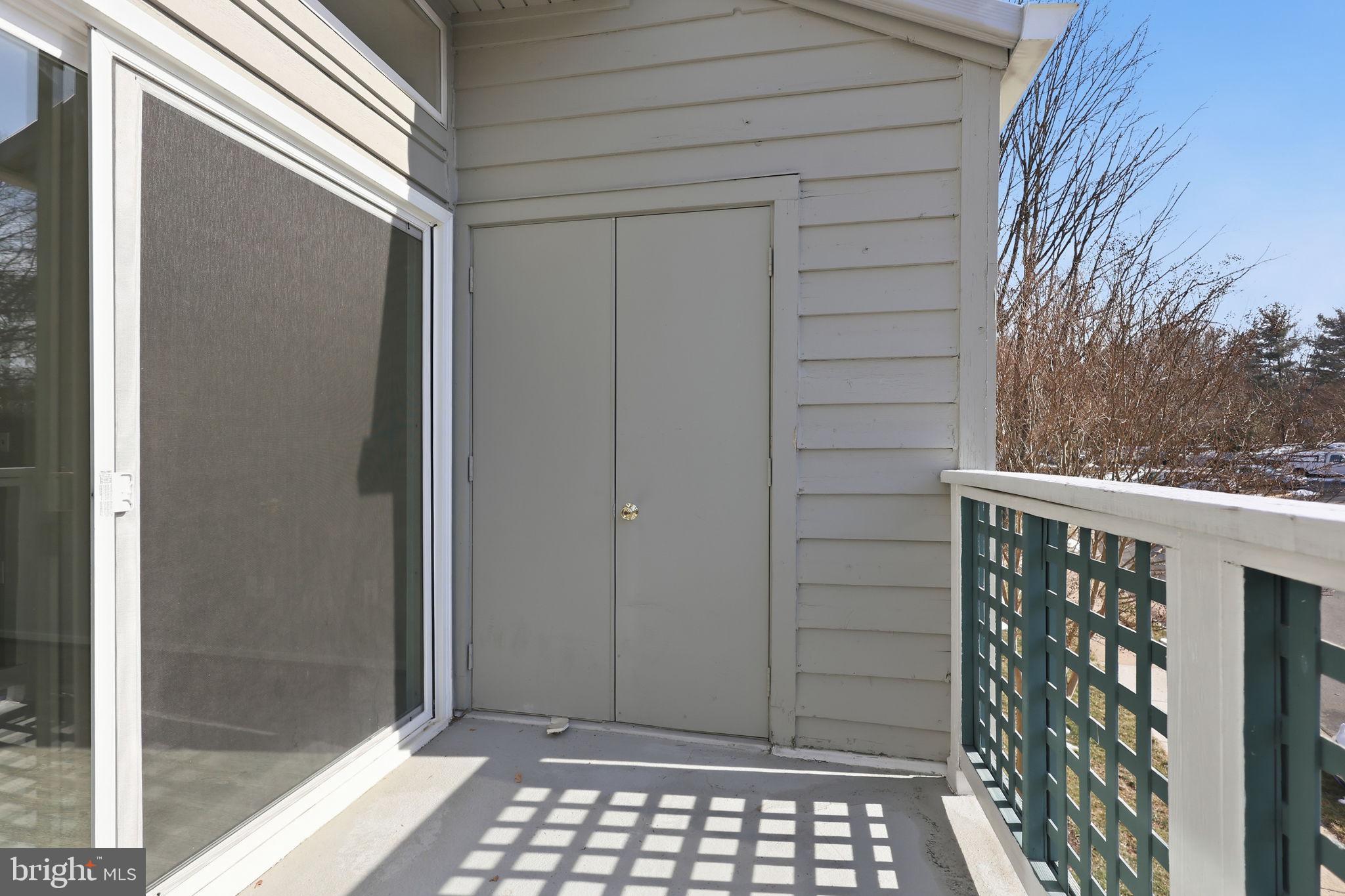 1508 Summerchase Court Reston, VA 20194 - Photo 23 of 23 a view of a wooden door