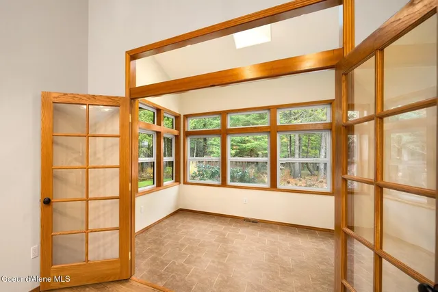 $1,100,000 | 7001 East Chattaroy Road, Chattaroy, WA 99003