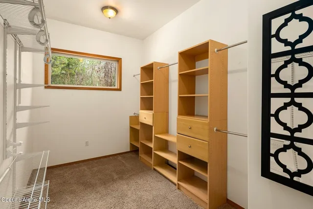 $1,100,000 | 7001 East Chattaroy Road, Chattaroy, WA 99003