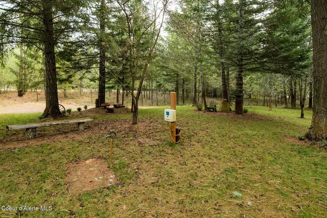 $1,100,000 | 7001 East Chattaroy Road, Chattaroy, WA 99003