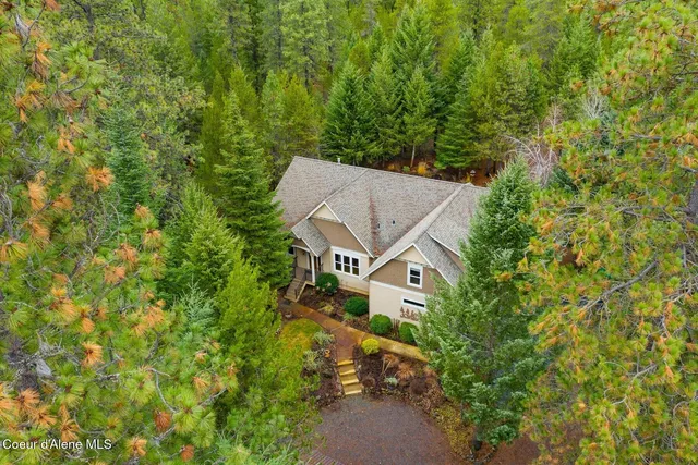 $1,100,000 | 7001 East Chattaroy Road, Chattaroy, WA 99003