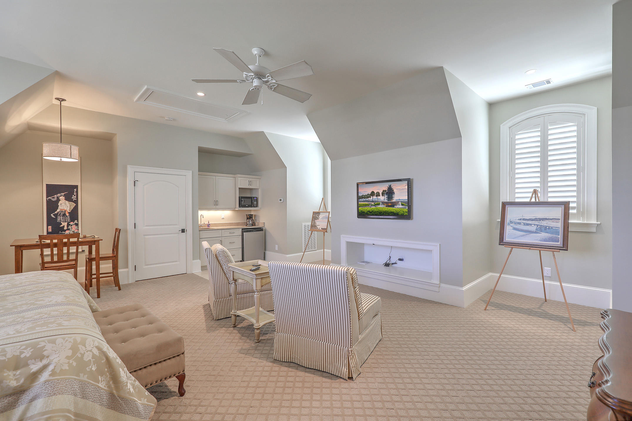 2077 Shell Ring Circle Mount Pleasant, SC 29466 - Photo 39 of 50 1R3A2087_8_9
