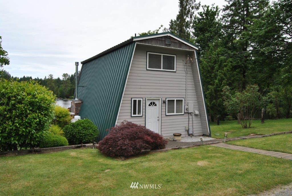 5031 Rehklau Road Southeast Olympia, WA 98513 - Photo 3 of 25 Gallery Image 3