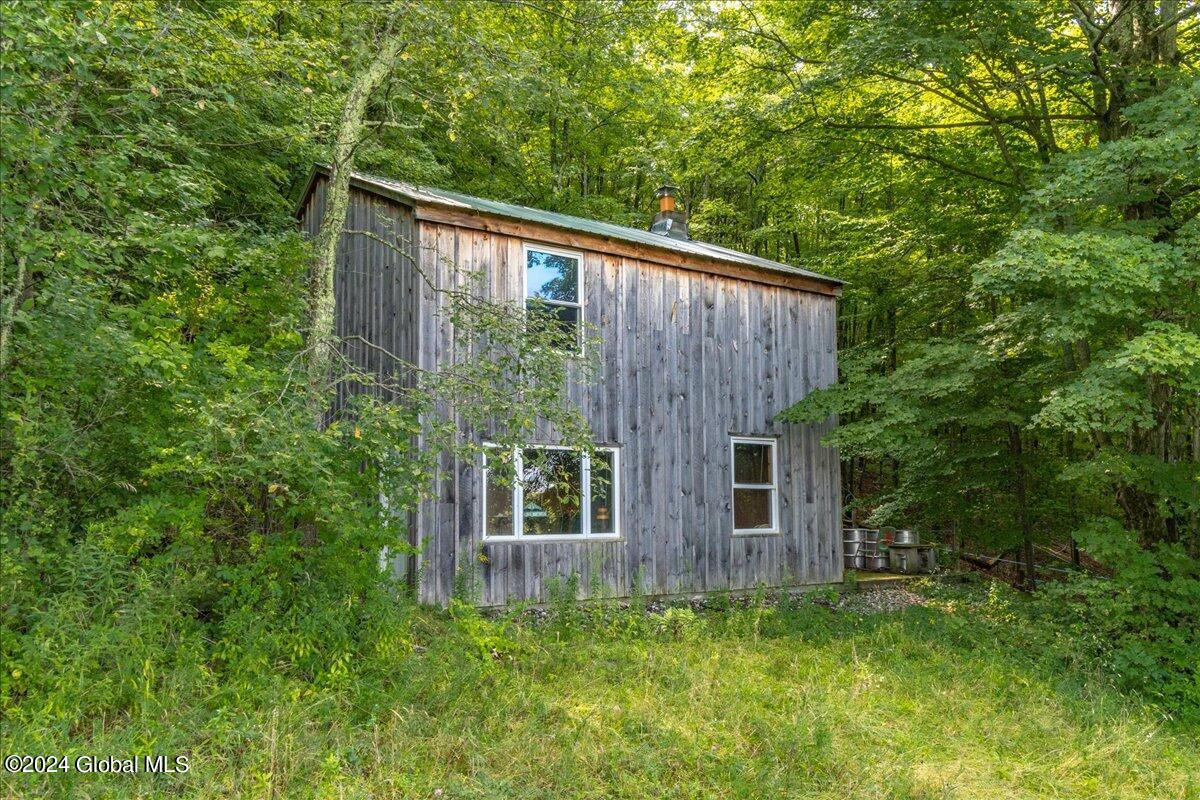 07-258 Blossom Rd-7