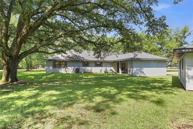 $299,000 | 39590 Dutch Lane, Ponchatoula, LA 70454