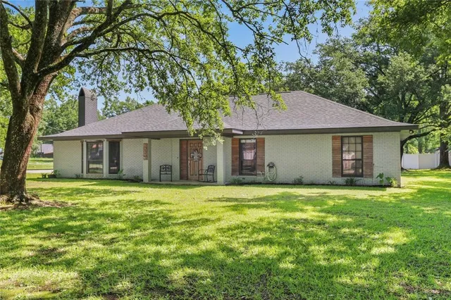 $299,000 | 39590 Dutch Lane, Ponchatoula, LA 70454