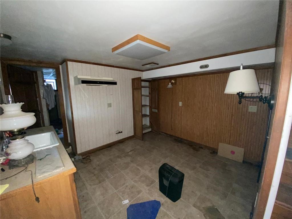 143 Spring Street Coal Center, PA 15423 - Photo 6 of 12 Gallery Image 6