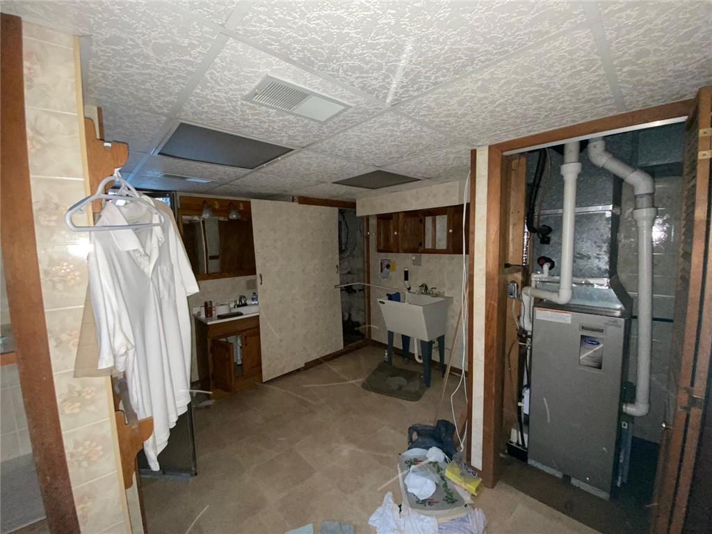 143 Spring Street Coal Center, PA 15423 - Photo 8 of 12 Gallery Image 8