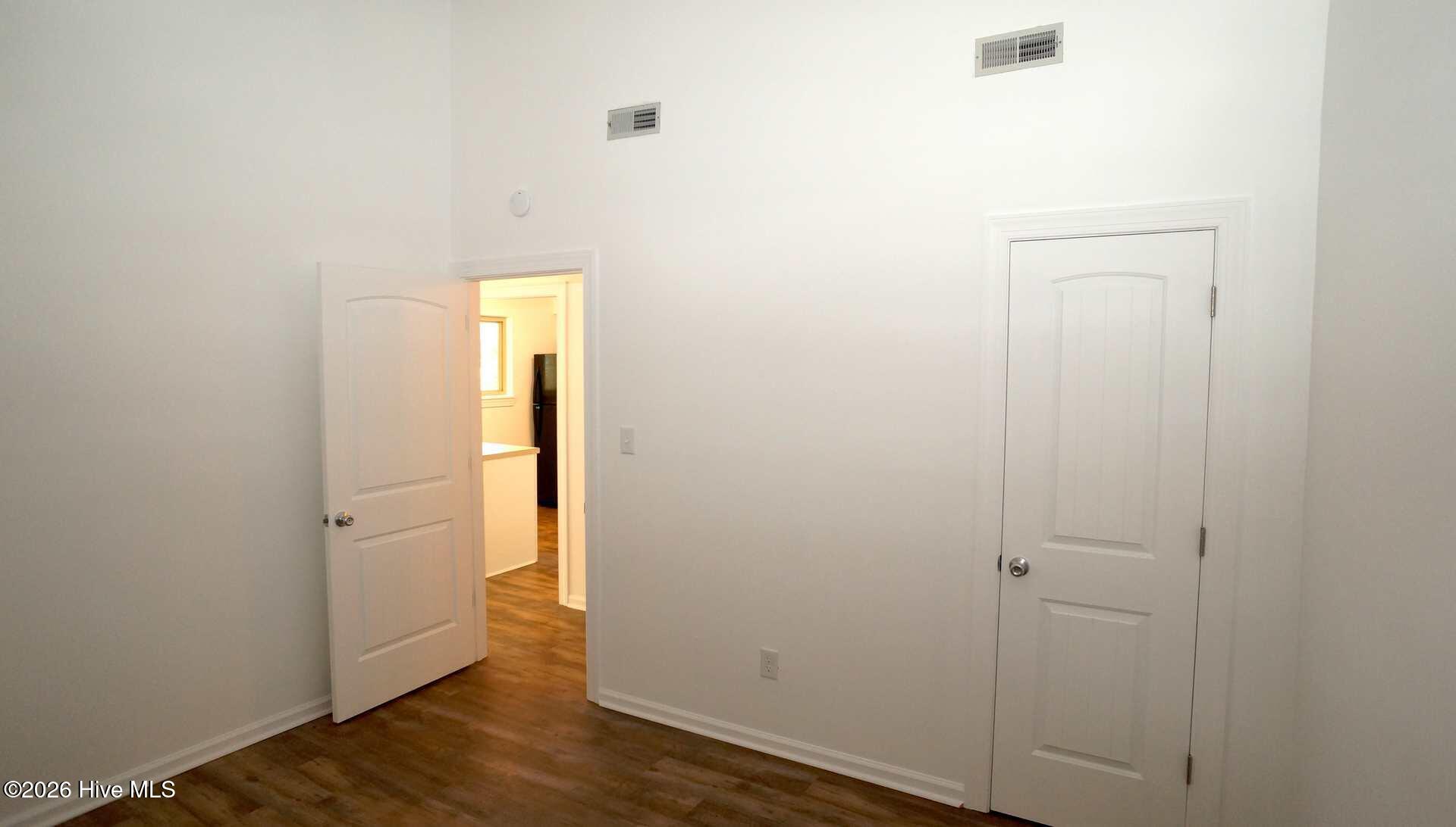 142 Quarterdeck New Bern, NC 28562 - Photo 13 of 19 Bedroom 1