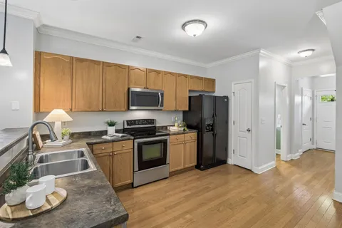 $299,900 | 2720 Nashboro Boulevard, Nashville, TN 37217