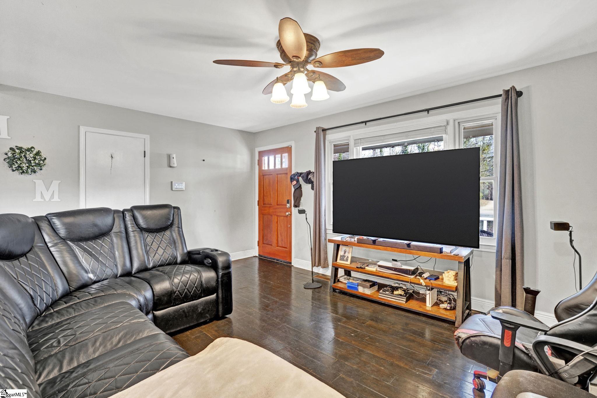 12501 Old White Horse Road Travelers Rest, SC 29690 - Photo 4 of 24